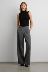 FITTED MOCKNECK TANK TOP