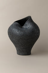 AMORA VASE