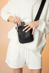 CROSSBODY POUCH