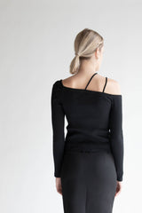 OFF SHOULDER TOP WITH STRAP DETAILS