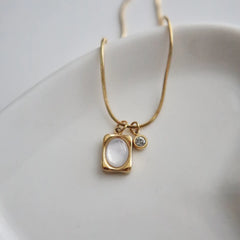 Ivey Pendant Necklace